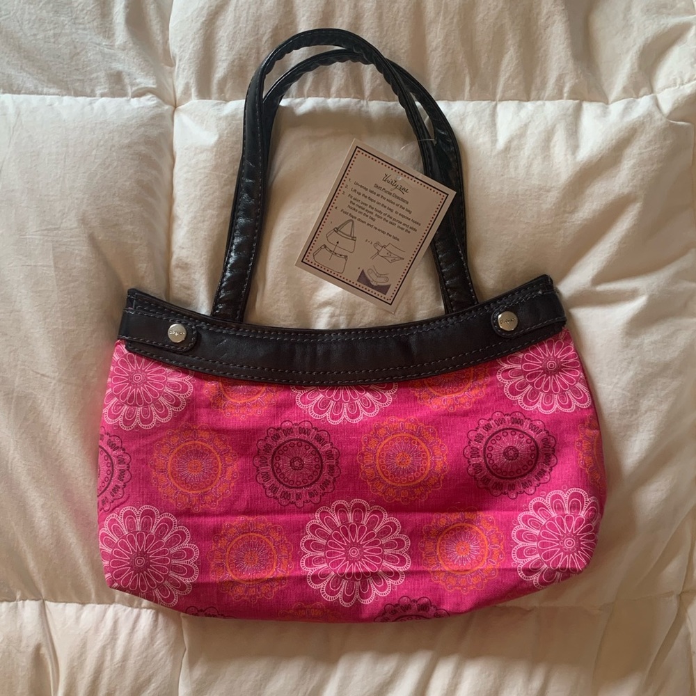Brand new thirty-one Skirt Purse pink pattern